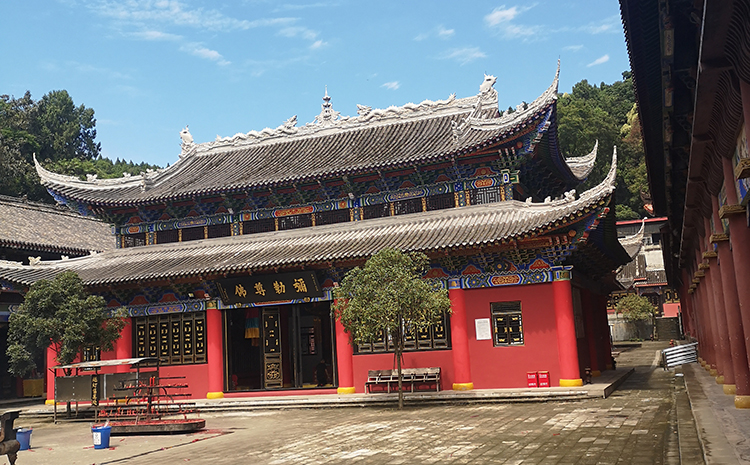 灵泉寺.jpg 灵泉寺.jpg